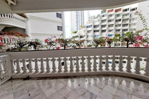 Condo in Pattaya, Thailand, 3 bedrooms  № 36527 - photo 5