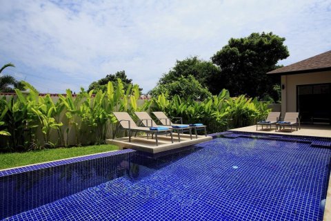 Villa on Nai Harn Beach, Thailand 3 bedrooms № 35666 - photo 22