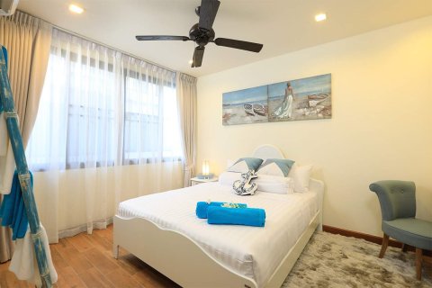 Townhouse in Bang Tao, Thailand 3 bedrooms № 35716 - photo 27