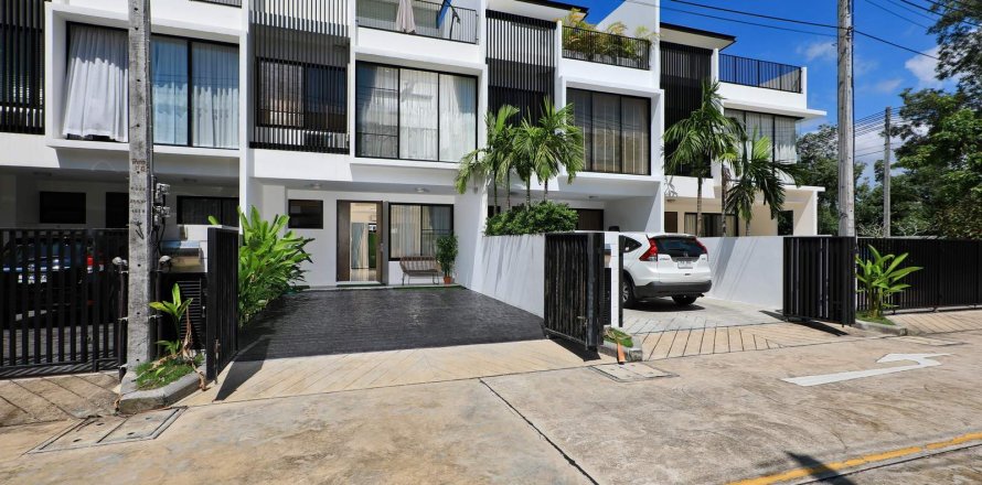 Townhouse in Bang Tao, Thailand 3 bedrooms № 35720
