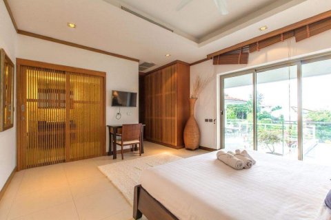 Villa in Kata, Thailand 4 bedrooms № 4142 - photo 18