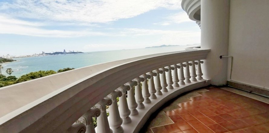 Condo in Pattaya, Thailand, 3 bedrooms  № 36527