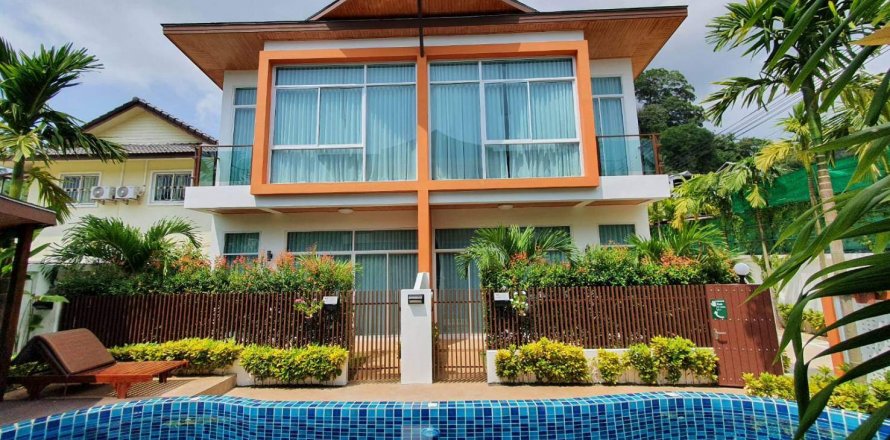 Villa in Kamala, Thailand 3 bedrooms № 34284