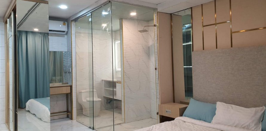 Apartment in Bang Tao, Thailand 2 bedrooms № 34809
