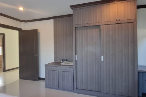 House in Sattahip, Thailand 3 bedrooms № 38015 - photo 14