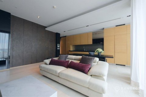 Condo in Bangkok, Thailand, 2 bedrooms  № 36955 - photo 2