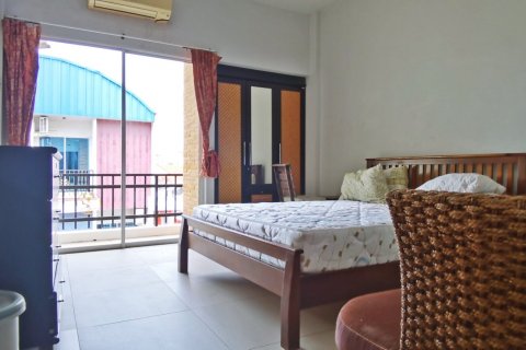 Apartment in Bang Lamung, Thailand 26 bedrooms № 37214 - photo 13
