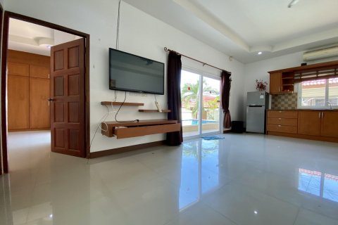 House in Bang Lamung, Thailand 2 bedrooms № 38054 - photo 5