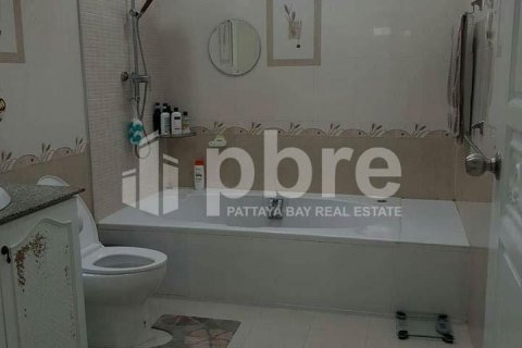 House in Bang Lamung, Thailand 4 bedrooms № 38846 - photo 9