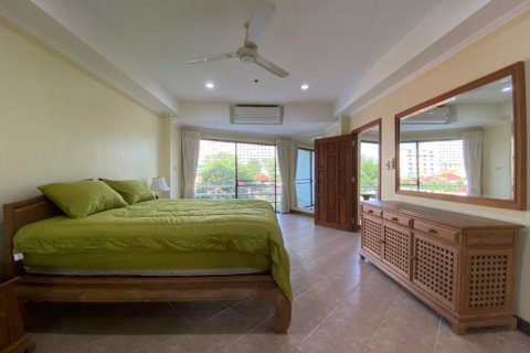 Condo in Bang Lamung, Thailand, 2 bedrooms  № 37760 - photo 8