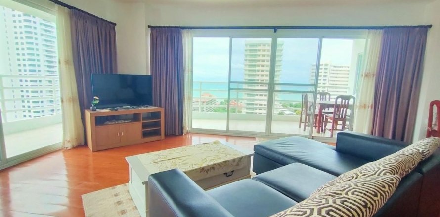 Condo in Pattaya, Thailand, 1 bedroom in View Talay 5  № 39555