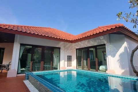 House in Sattahip, Thailand 3 bedrooms № 38015 - photo 1