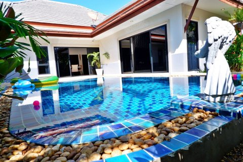 House in Bang Lamung, Thailand 3 bedrooms № 37786 - photo 3