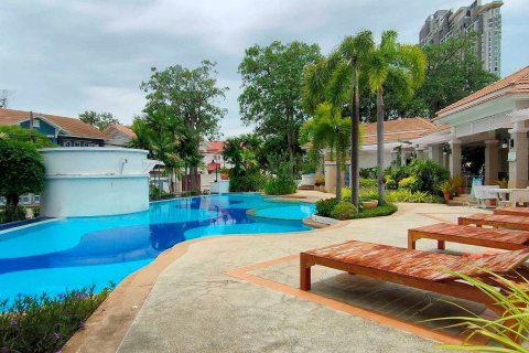 House in Bang Lamung, Thailand 3 bedrooms № 37400 - photo 17