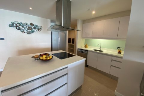 Condo in Sattahip, Thailand, 3 bedrooms  № 37987 - photo 9