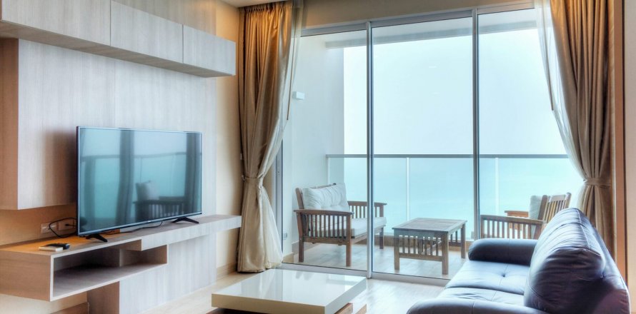 Condo in Pattaya, Thailand, 1 bedroom in Cetus Beachfront  № 39450