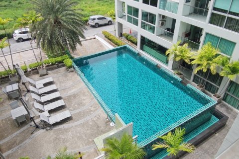 Condo in Bang Lamung, Thailand, 2 bedrooms  № 39152 - photo 1