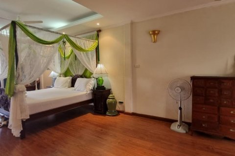 House in Bang Lamung, Thailand 3 bedrooms № 37704 - photo 20