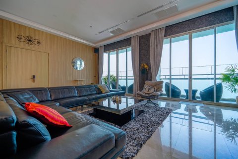 Condo in Bang Lamung, Thailand, 3 bedrooms  № 37923 - photo 3