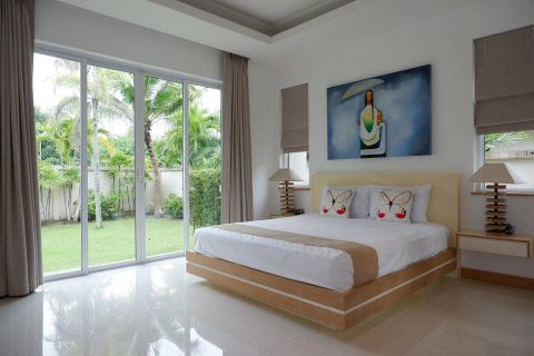 House in Bang Lamung, Thailand 3 bedrooms № 38482 - photo 15