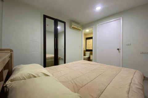 Condo in Bang Lamung, Thailand, 2 bedrooms  № 37718 - photo 11