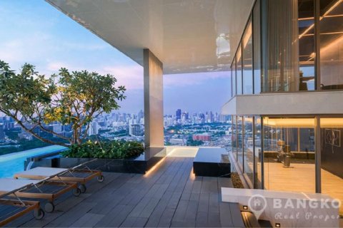 Condo in Bangkok, Thailand, 2 bedrooms  № 36955 - photo 14