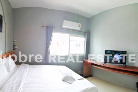 House in Bang Lamung, Thailand 4 bedrooms № 38677 - photo 7