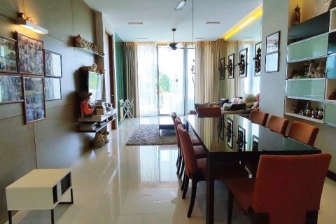 Condo in Bang Lamung, Thailand, 2 bedrooms  № 37370 - photo 2