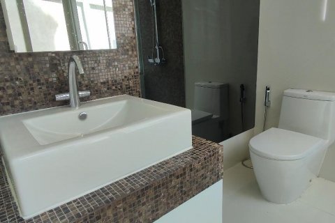 Condo in Bang Lamung, Thailand, 2 bedrooms  № 37371 - photo 12