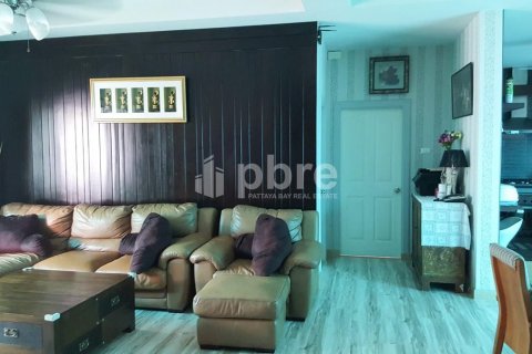 House in Bang Lamung, Thailand 6 bedrooms № 37619 - photo 4