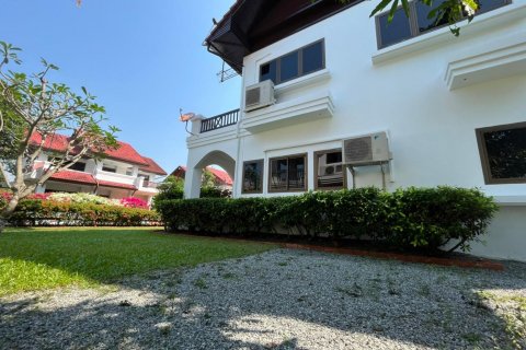 House in Bang Lamung, Thailand 3 bedrooms № 38206 - photo 29