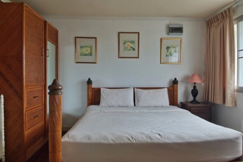 Condo in Sattahip, Thailand, 4 bedrooms  № 37195 - photo 16