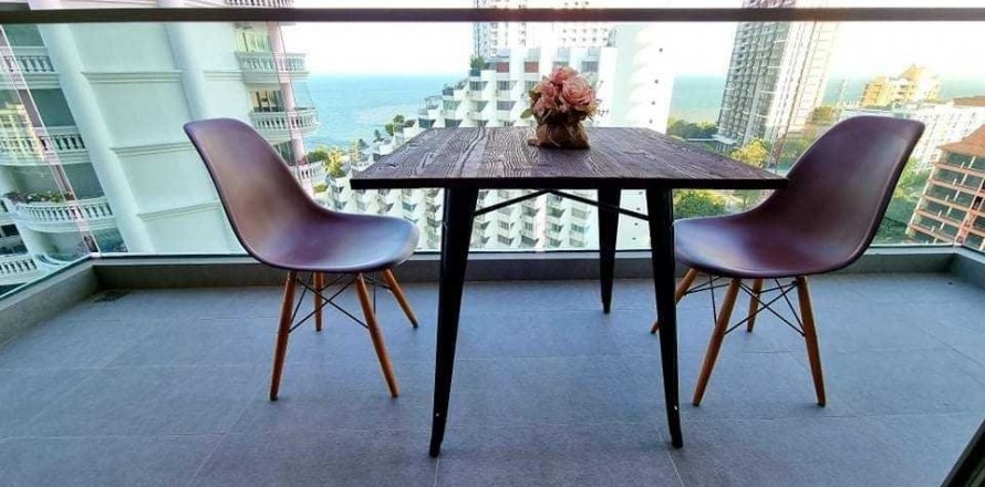 Studio in the Condo in Pattaya, Thailand in Wong Amat Tower  № 39581