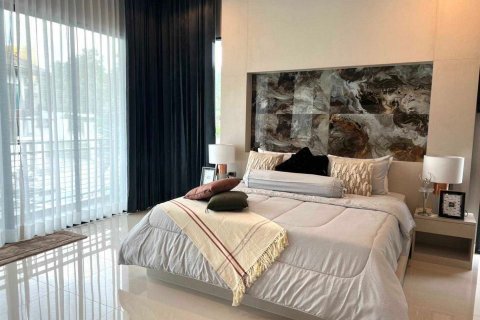 House in Si Racha, Thailand 3 bedrooms № 37226 - photo 19