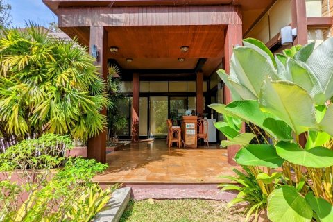 House in Bang Lamung, Thailand 4 bedrooms № 38102 - photo 5