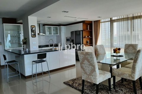 Condo in Bang Lamung, Thailand, 3 bedrooms  № 37924 - photo 4