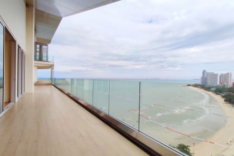 Condo in Bang Lamung, Thailand, 4 bedrooms  № 38391 - photo 26