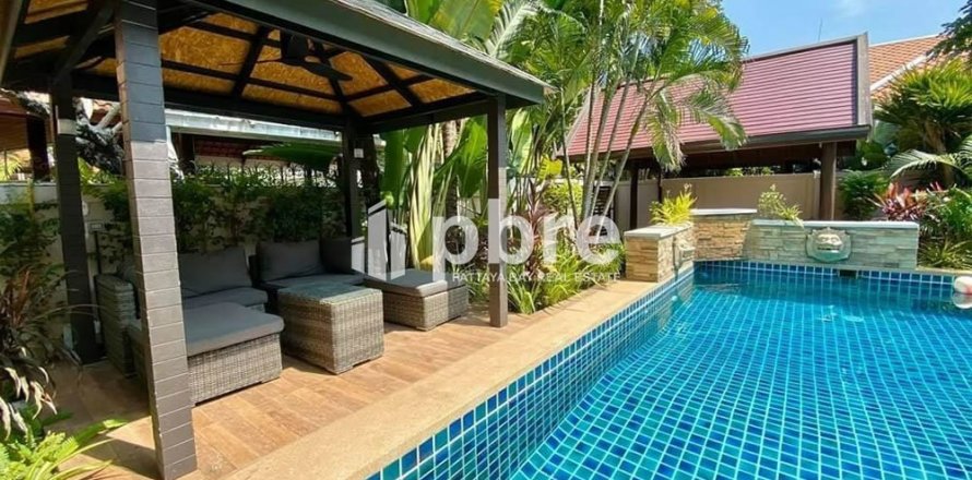 House in Bang Lamung, Thailand 3 bedrooms № 38376