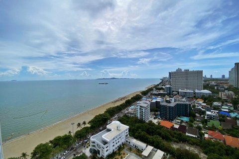Off-plan Cetus Beachfront in Pattaya, Thailand № 28559 - photo 1