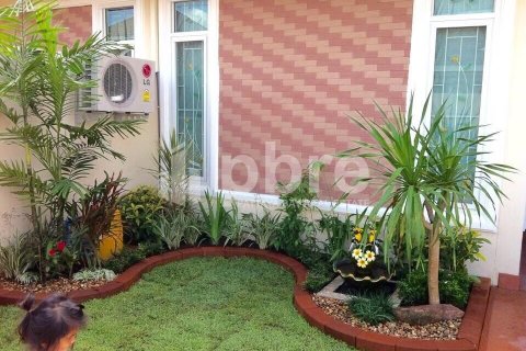 House in Bang Lamung, Thailand 2 bedrooms № 37622 - photo 5