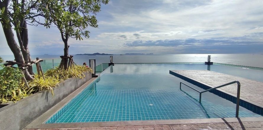 Condo in Pattaya, Thailand, 1 bedroom in Wong Amat Tower  № 39298