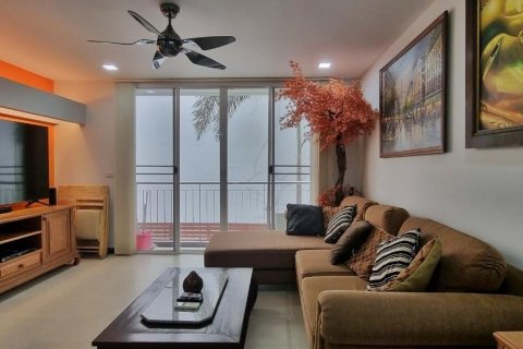 Condo in Bang Lamung, Thailand, 1 bedroom  № 37512 - photo 2