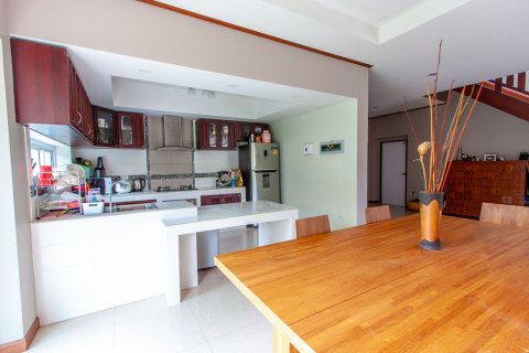 House in Bang Lamung, Thailand 5 bedrooms № 38053 - photo 9