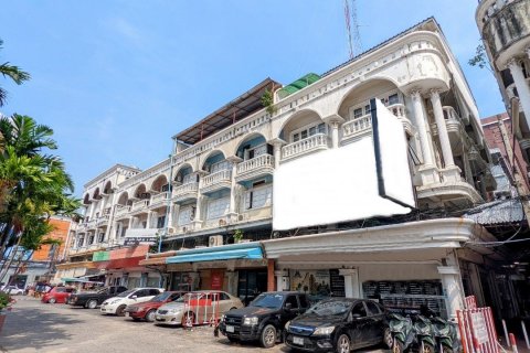 Business in Bang Lamung, Thailand 500 sq.m. № 38049 - photo 1