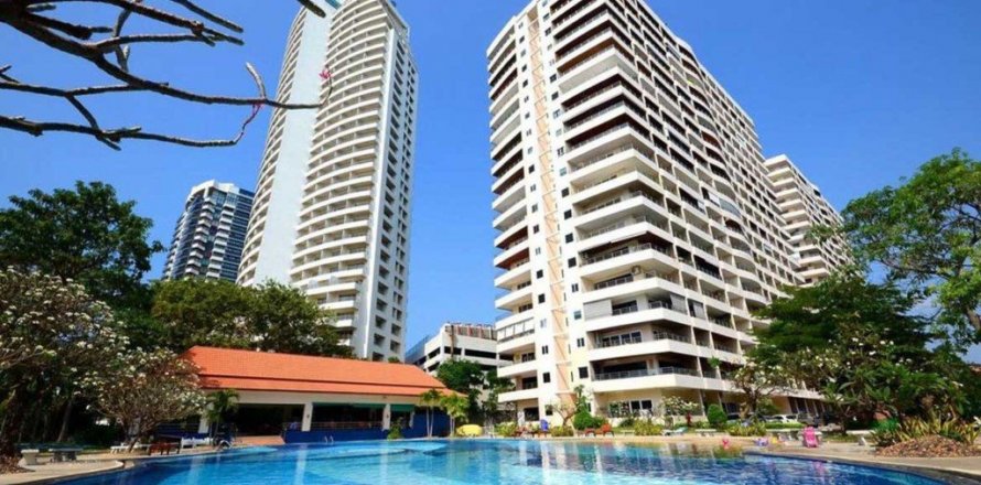 Studio in the Condo in Pattaya, Thailand in View Talay 3  № 39707