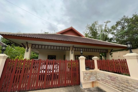 House in Bang Lamung, Thailand 2 bedrooms № 37231 - photo 1