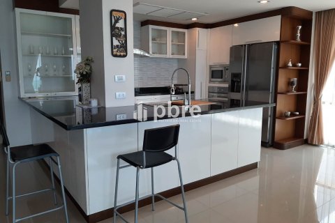 Condo in Bang Lamung, Thailand, 3 bedrooms  № 37924 - photo 3