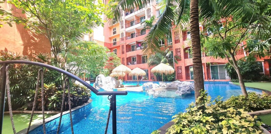 Condo in Pattaya, Thailand, 2 bedrooms in Seven Seas - Cote D'Azur  № 39157