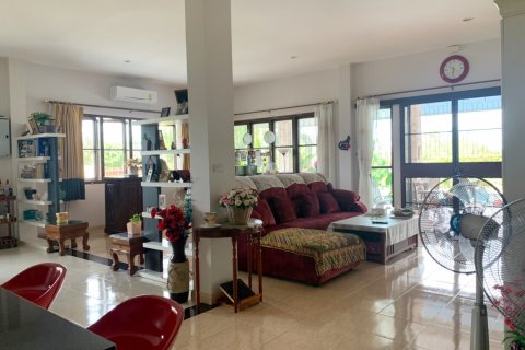 House in Sattahip, Thailand 4 bedrooms № 38191 - photo 9