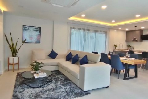 House in Bang Lamung, Thailand 3 bedrooms № 37886 - photo 10